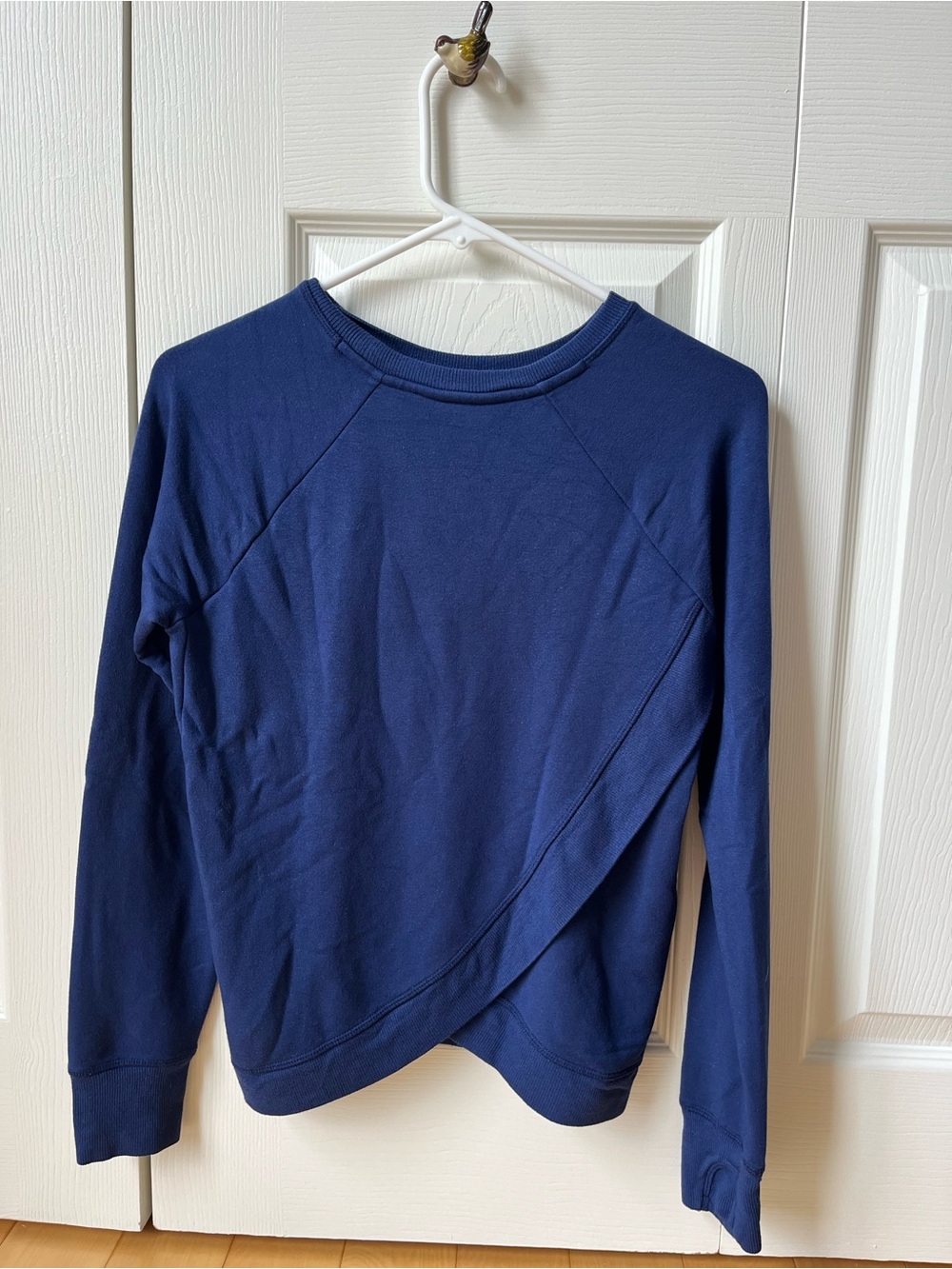 Athleta Girl Crossover Wrap Sweatshirt with Thumbholes –Deep Blue (Size XL / 14)